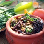 ﻿Cách kho rươi bằng niêu đất thơm ngon hấp dẫn