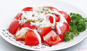 Những món ăn từ cà chua tuyệt vời giúp làm đẹp cho làn da